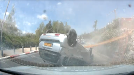 רכב התהפך בירושלים, צילום: צילום מסך מתוך רשתות חברתיות 27 א